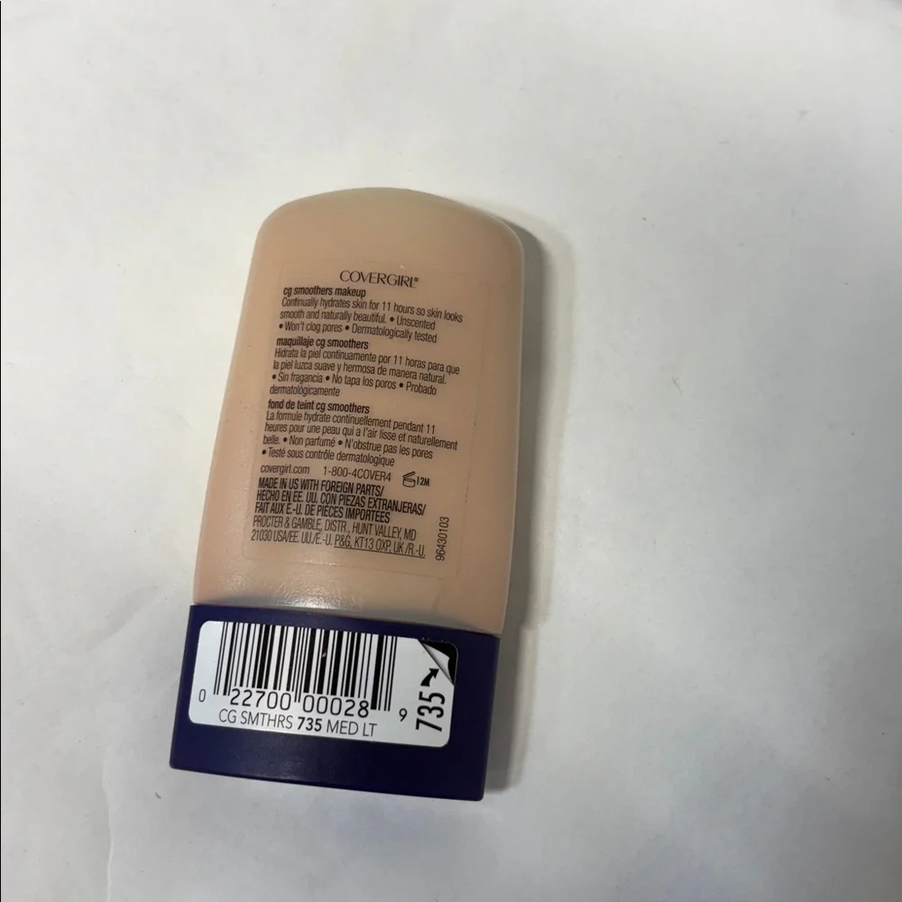 COVERGIRL CG Smoothers Hydrating Makeup - Medium Light 735 makeup